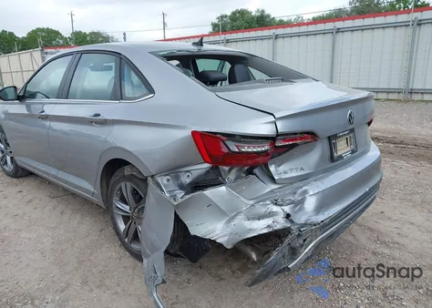 2024 Volkswagen Jetta 1.5T Se from USA, damaged, VIN 3VW7M7BU9RM012652